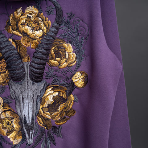 Blesbok Skull Embroidered Unisex Stonewashed Hoodie