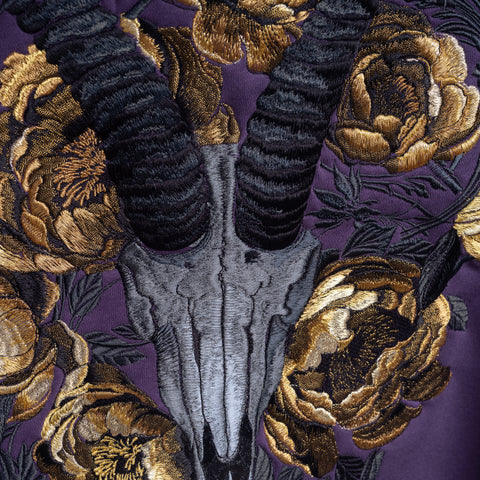 Blesbok Skull Embroidered Unisex Stonewashed Hoodie